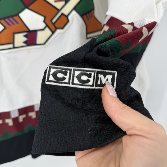 Vintage CCM Phoenix Coyotes Jersey NHL Arizona Hockey Size XXL 2002 Stitched - Picture 6 of 11